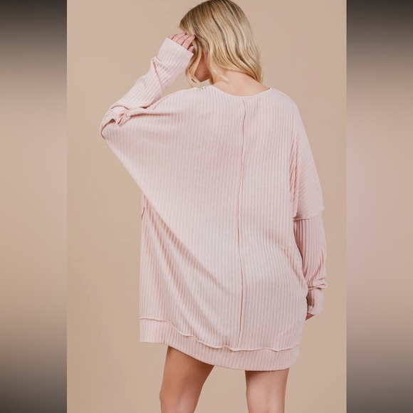 Solid Oversized Fit Knit Top - Picture 7 of 7